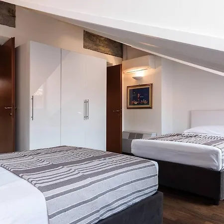 Plum Guide - Timber Creek Apartment Como